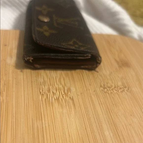 Louis Vuitton Brown and Gold Monogram Key Pouch - Picture 5 of 9
